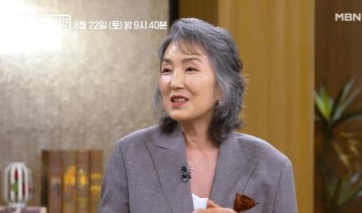 백발로 등장한 이휘향 기저귀 차고 촬영했다 고백한 사연?