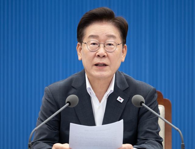 이재명 대통령이 21일 청와대에서 열린 국민주권정부 제1차 반부패정책협의회에서 발언하고 있다 사진연합뉴스