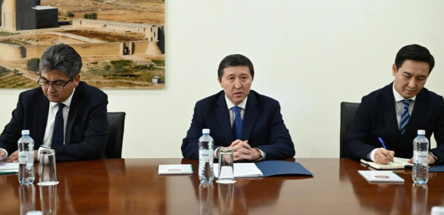 Kazakhstan ties constitutional reform to stability before vote