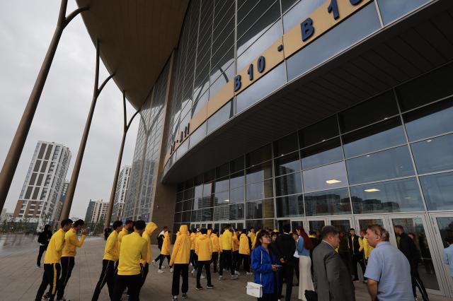Citizens enter a polling station in Astana Kazakhstan August 23 2026 AJP Han Jun-gu