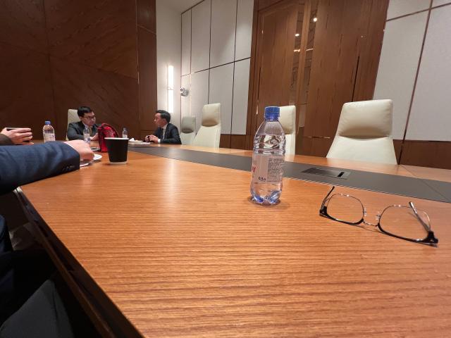Photo of a waiting area at the Palace of Independence for the voting event on Aug 23 AJP Joonha Yoo