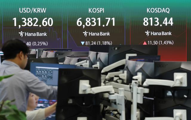 환율, 1380원대 초반서 거래…美 국채금리 오르자 상승 압력