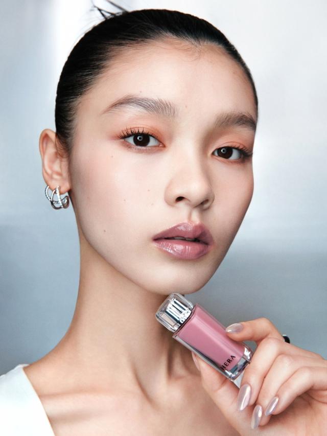 Son tint Sensual Shine của Hera
Amorepacific cung cấp