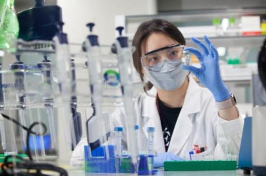 [이효정의 메디컬로드] mRNA 치료효과 어디까지?… 암세포 정보로 만드는 맞춤형 백신