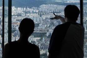 Chip tax windfall to fuel record 2027 budget for Korea