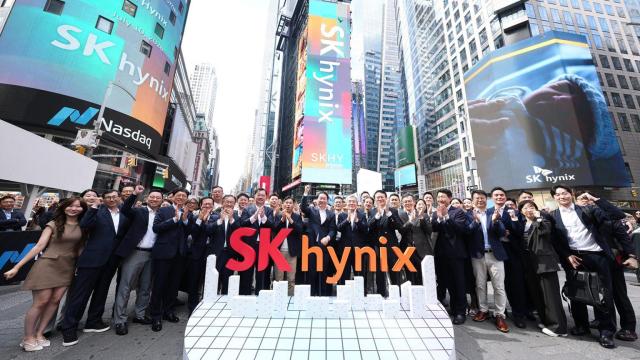 SK hynix union rejects stock-heavy wage deal