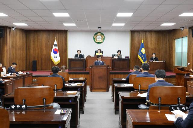 365회 동해시의회 임시회 제3차 본회의 사진동해시의회