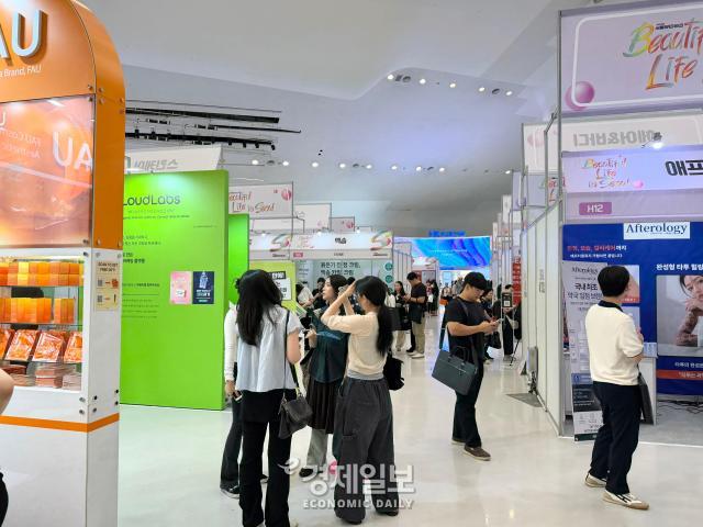서울 중구 동대문디자인플라자DDP에서 열린 2026 서울뷰티위크 현장 사진정보운 기자