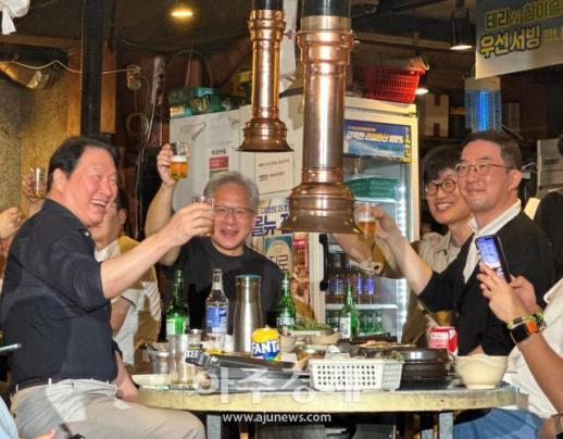 韓 30대 그룹 절반 엔비디아 커넥션...슈퍼사이클 이면엔 의존 우려