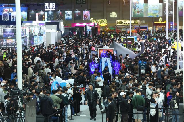 去年11月，韩国最大游戏展“G-STAR 2025”在釜山会展中心举行。【图片来源 韩联社】