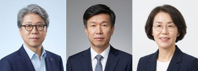 왼쪽부터오승필 전 KT 최고기술책임자CTO 김대지 전 국세청장현 BnH세무법인 고문 임혜숙 전 과학기술정보통신부 장관현 이화여자대학교 전자전기공학과 교수 사진KT 국세청 과학기술정보통신부