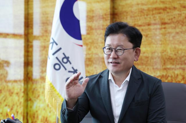 이ㅛㅡ돈