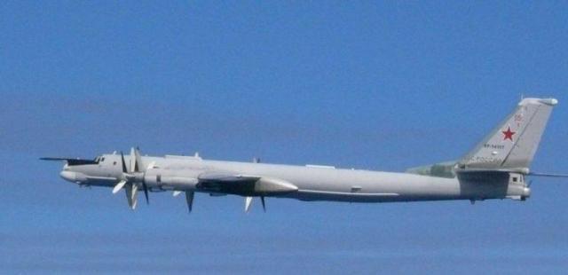 2019년 7월 KADIZ에 무단 진입한 러시아 TU-95폭격기 사진일본 방위성 통합막료감부
