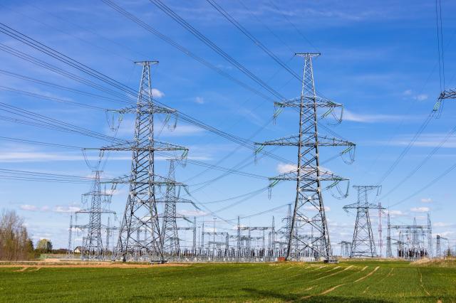 S.Korea to cut southern industrial power rates