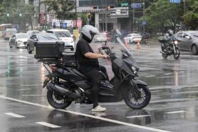 CU convenience stores to offer quick respite for delivery riders in Seoul