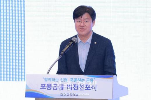 [포토] 축사 하는 박상혁 국회의원