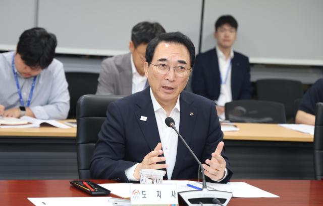귀국하자마자 지천댐 회의 연 박수현 지사…정부에 투쟁적으로 요구