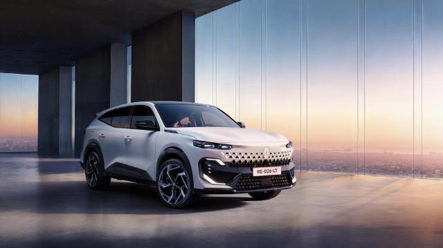 رينو فيلانتي Renault FILANTE