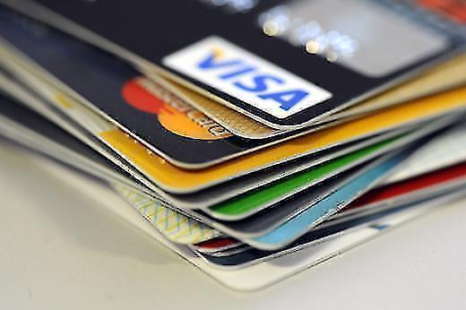 توسيع القروض متوسطة الفائدة يسبب انقلاباً في أسعار الفائدة...إدارة المخاطر تفرض تحديات على شركات بطاقات الائتمان