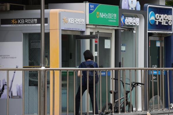 ارتفاع نسبة رأس المال BIS للبنوك المحلية إلى 15.77% في الربع الثاني…الصحة المالية جيدة
