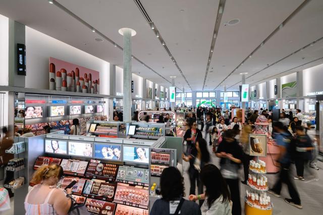 Olive Young foreign sales top $720 million as K-beauty tourism spreads beyond Seoul