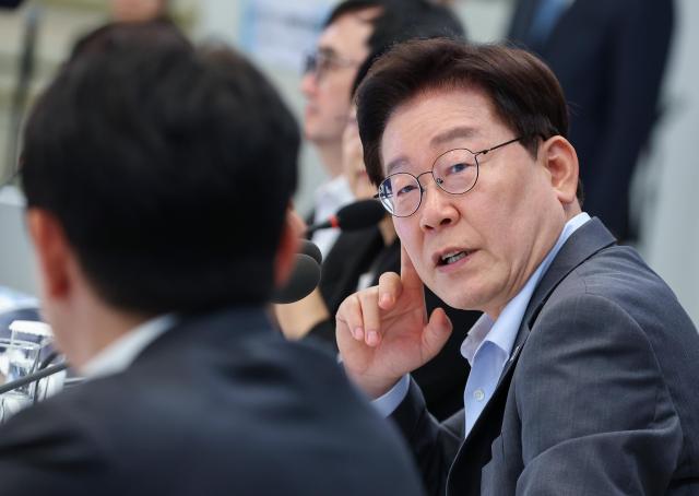 李大統領の支持率、7週連続下落で初の30%台に突入…50代の否定評価↑