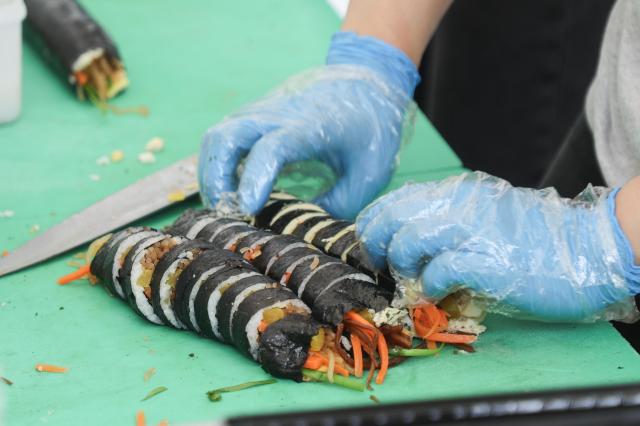 物価・最低賃金の上昇で「キンパ店」が相次ぎ廃業へ…「庶民の味」直撃