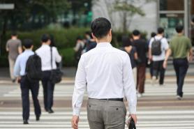Lawyers top list of jobs most exposed to AI in Korea