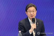 [권가림의 금만세] 이억원 업무추진비 뜯어보니…정책·직원 소통 80%, CEO 오찬 0건