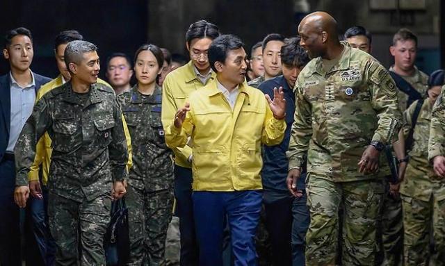 Two Koreas reshuffle military command for very different battles