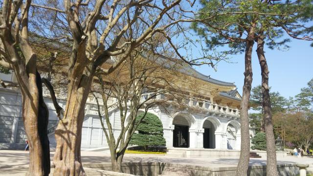 삼성문화재단이 설립운영중인 호암미술관 재단은 리움도 운영중이다