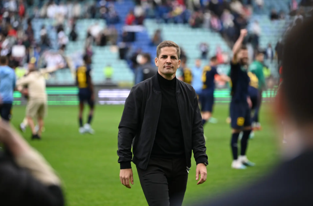 Moreno named temporary Korean national football team manager 