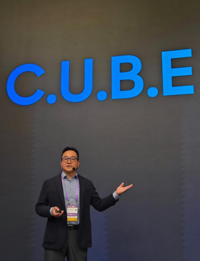 Choi Jang-seok vice president and head of memory product planning at Samsung Electronics’ Device Solutions division unveils the company’s “CUBE” strategy for overcoming memory technology constraints at SEMICON Taiwan 2026 in Taipei on Sept 1Courtesy of Samsung Electronics 
