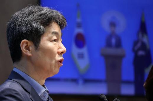 국정원 북미정상회담 어느 때도 가능…북미간 대화 징후
