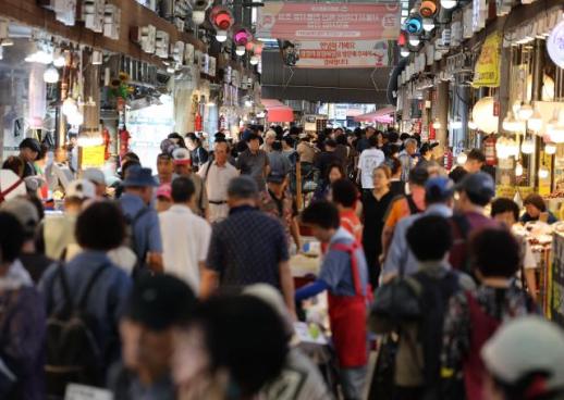 中秋消费预期升温 韩国小商户信心回暖