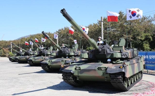 Hyundai Rotem rolls out the first batch of 10 K2 Black Panther tanks for Poland at its plant in Changwon South Korea on Oct 19 2022 Courtesy of Hyundai Rotem