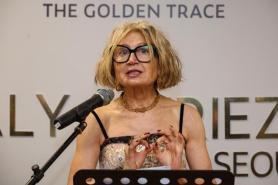 Italian ambassador opens Italy at Frieze: The Golden Trace in Seoul