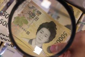 Securities firms lead in six-figure salaries