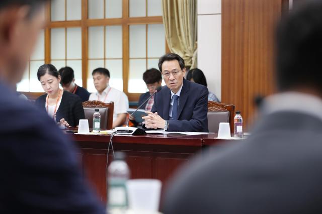 우상호 지사 주재로 2026년도 반부패·청렴 시책 추진성과 및 보완대책 점검회의를 개최했다 사진강원도
