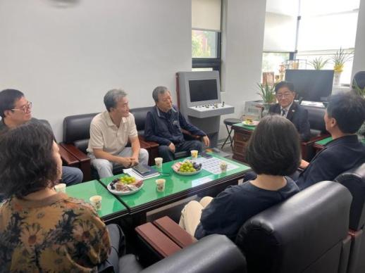 이기형 김포시장, 택시·농업 현장 잇단 소통...체감형 개선책 찾겠다