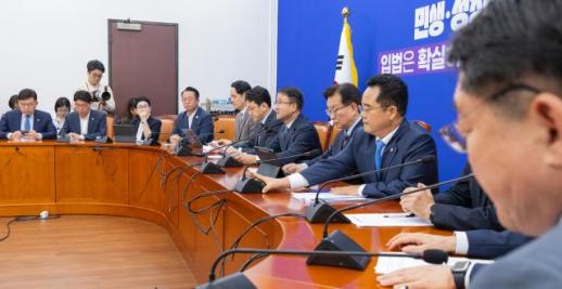 용혜인 공개 엄호 거두는 민주…후보 사퇴해야