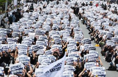 삼성전자 동행노조, 이재용 회장 자택 앞 무기한 집회 예고…재계 "타결 후 재협상 요구 부적절"