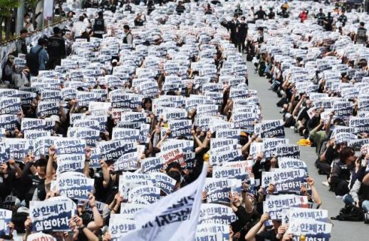 삼성전자 동행노조, 이재용 회장 자택 앞 무기한 집회 예고…재계 타결 후 재협상 요구 부적절
