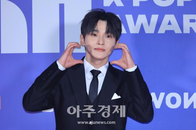 المغنية سونغ-ري تتألق في حفل توزيع جوائز K-POP العالمي بـ SPOTV 2026