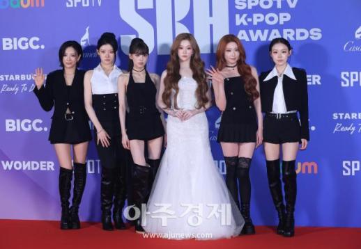 بيلي تحضر حفل جوائز K-POP العالمي 2026 بـ SPOTV