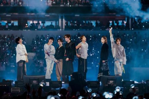 방탄소년단, 북미 투어 192만 관객과 마무리…LA 소파이 스타디움 신기록