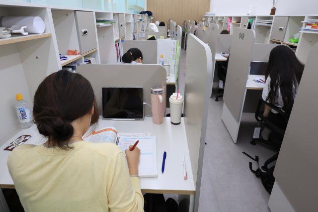 Repeat takers of Koreas CSAT likely highest in 23 years 