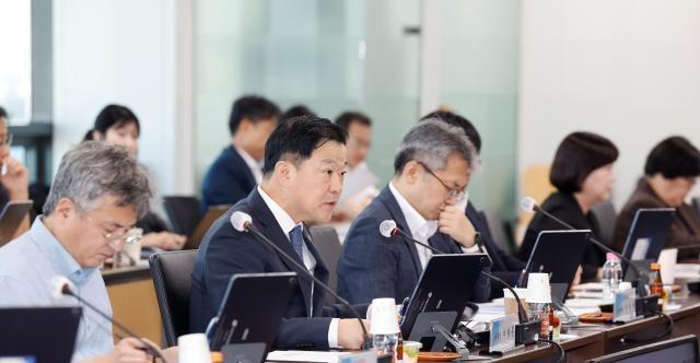 내년 건강보험료 7.19%로 동결…희귀병·중증당뇨 병원비는 절반