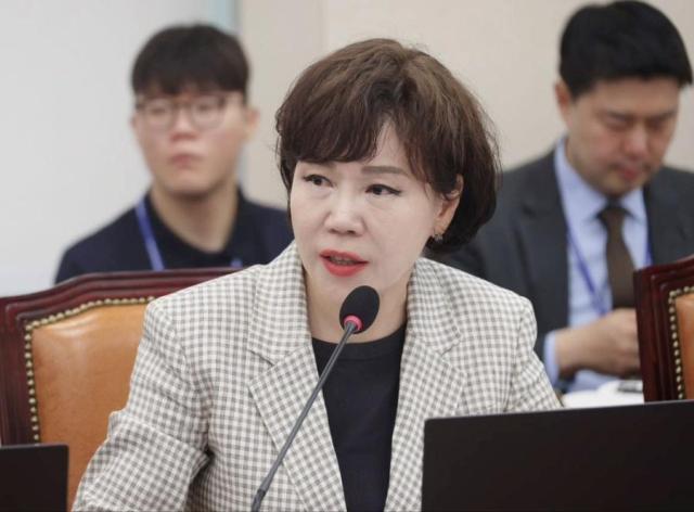국회 정무위원회 소속 전현희 더불어민주당 의원이 9일 고충 민원 조사·처리 대상을 모든 수사·감사 기관으로 확대하는 내용을 골자로 하는 법률안을 대표 발의했다사진전현희 의원실