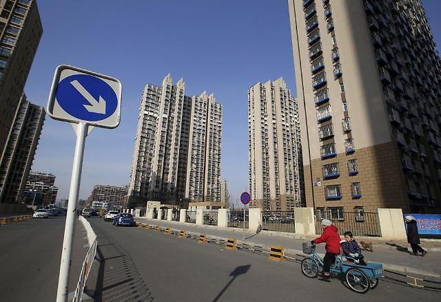 حكومة الصين تحظر إصدار السندات القابلة للتحويل الإجباري… شركات العقارات تواجه أزمة في إعادة هيكلة الديون